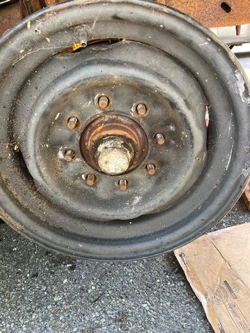 1-piece outie rim