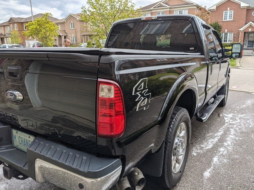 2016 Ford F-250 Super Duty - 2016 Ford F 250 XLT CCSB 6.7L 4x4 - Used - VIN 1FT7W2BT3GEA54406 - 8 cyl - 4WD - Automatic - Truck - Black - Woodbridge, ON L4H2C2, Canada