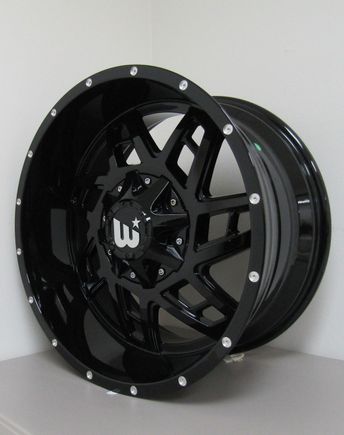 COLT 20x10” ET-12 PCD 6.135 / 139.7 Gloss Black Milling Dots