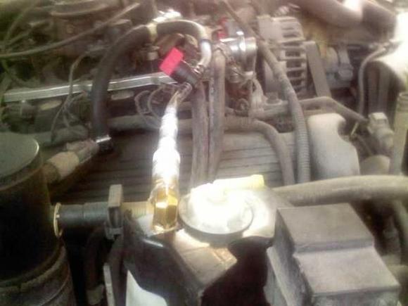 04112012 002
Vapor injection 2001 crown vic