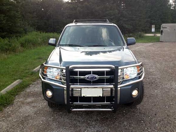 2012 Ford Escape Front View (HID's)