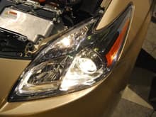2010 Toyota Prius Drivers Side Headlight, Low Beams