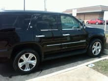 08 Tahoe Hybrid with add ons