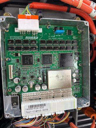 This is the inside of the box where that plug goes but idk where I’m checking volts in this thing. 