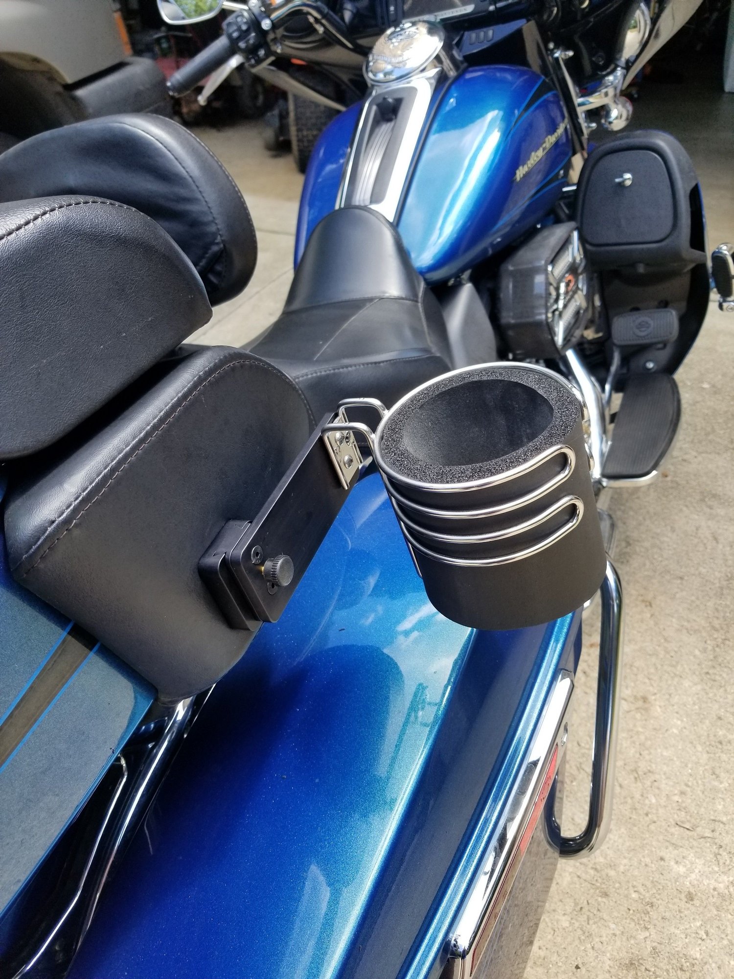 passenger cup holder for harley davidson