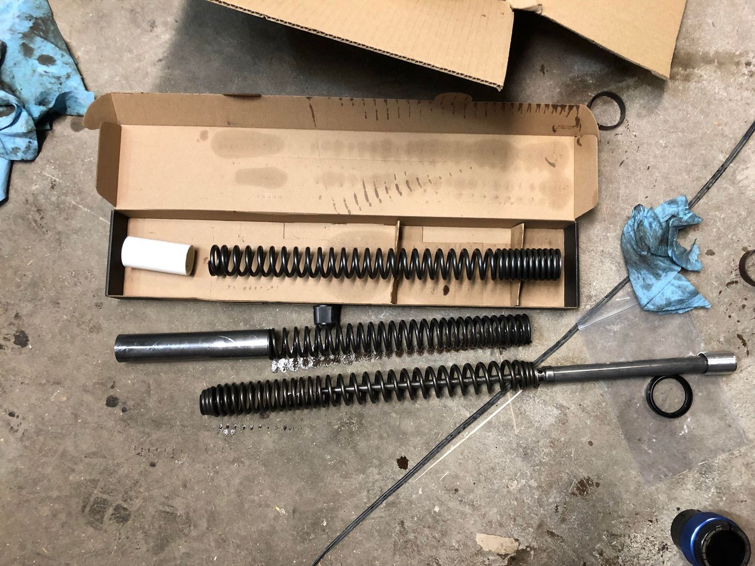 Problem with fork spring install 2014 Street glide Harley Davidson Forums