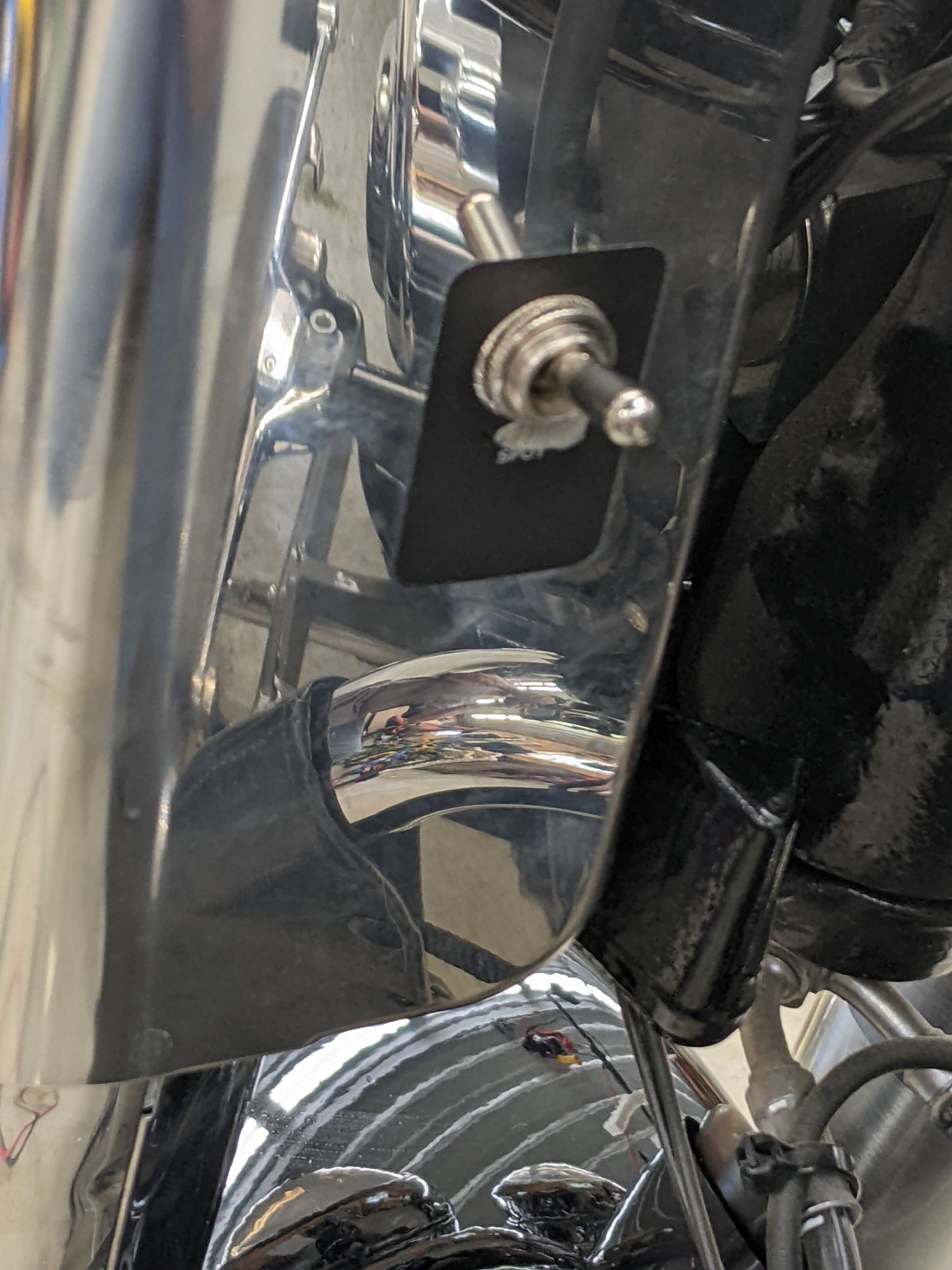 Adding USB outlet to 2012 Heritage Classic Harley Davidson Forums