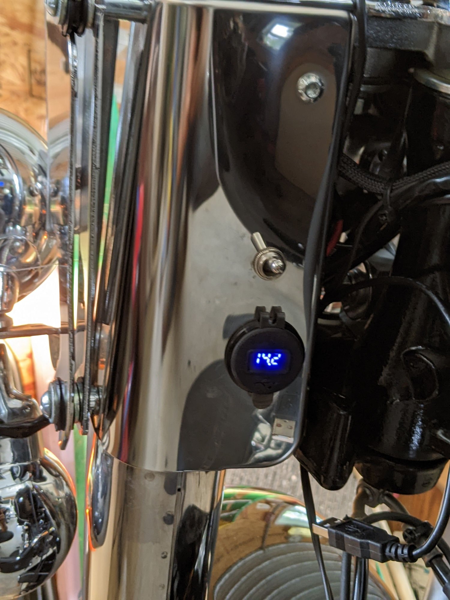 Adding USB outlet to 2012 Heritage Classic Harley Davidson Forums
