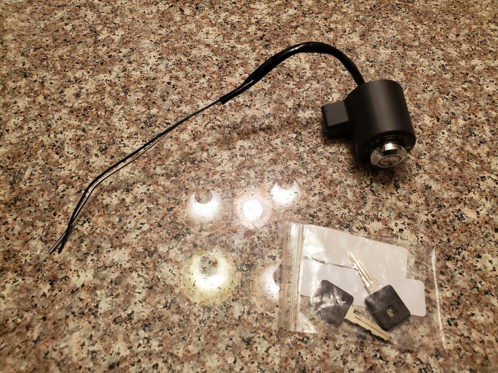 Sportster XL Ignition Switch with New Keys Pair 2016 Iron 883 OEM