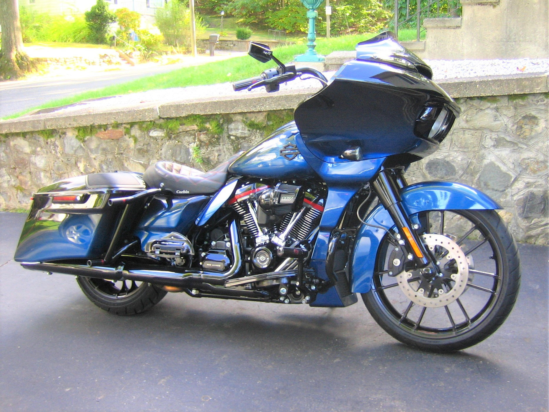 2019 road best sale glide for sale