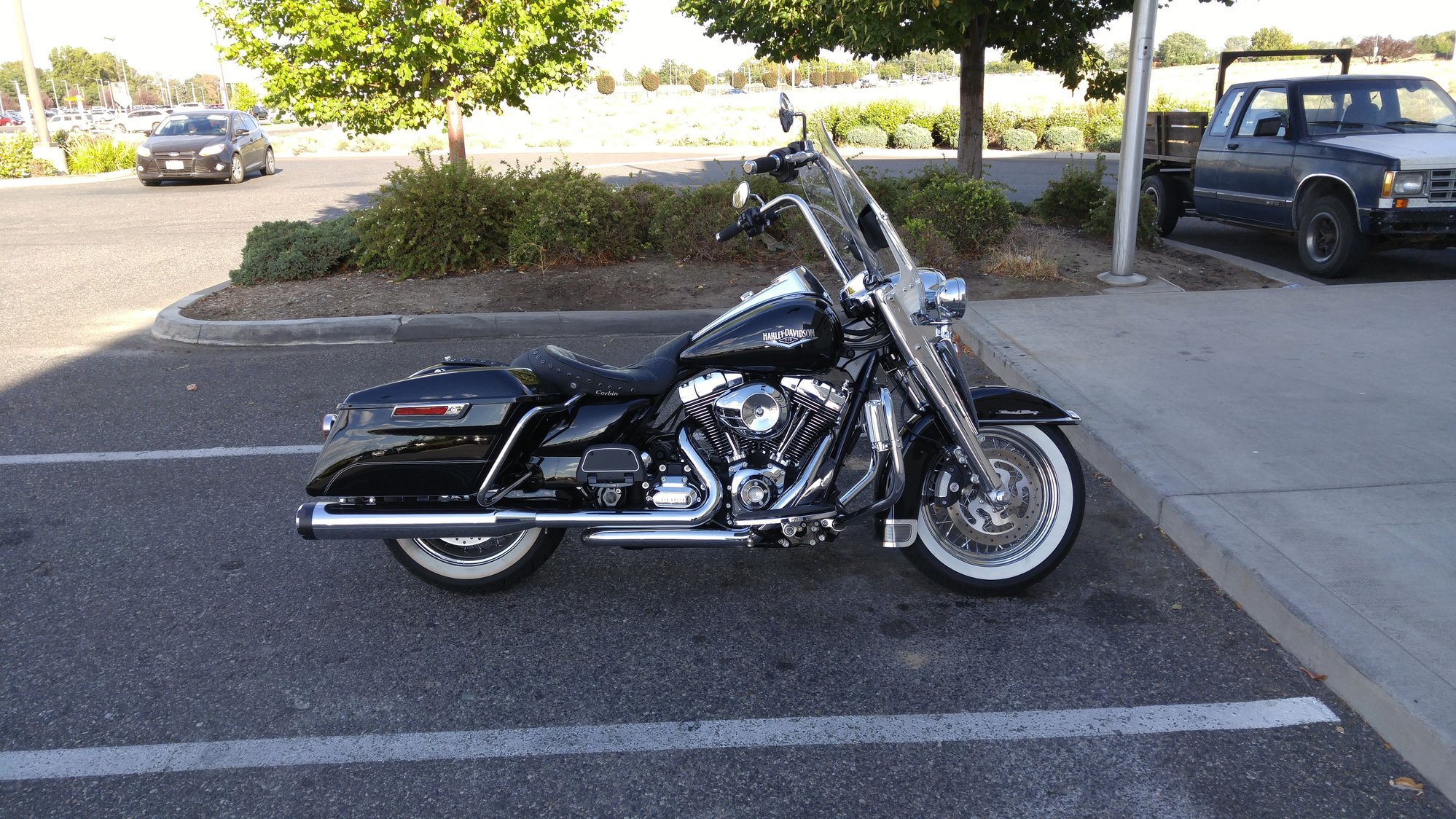 2006 road king tour pack