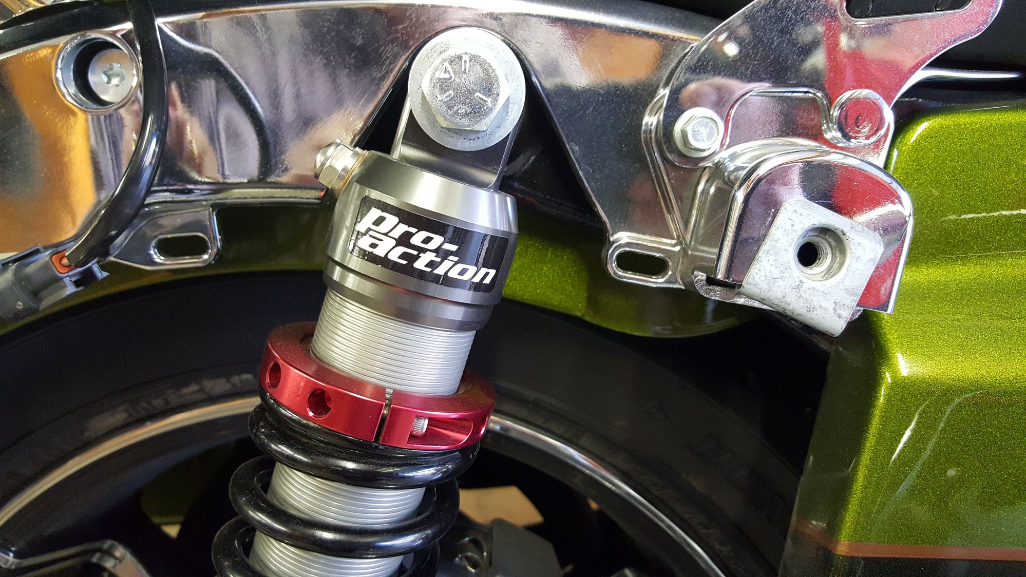 Rear Shock Leaking Harley Davidson Forums