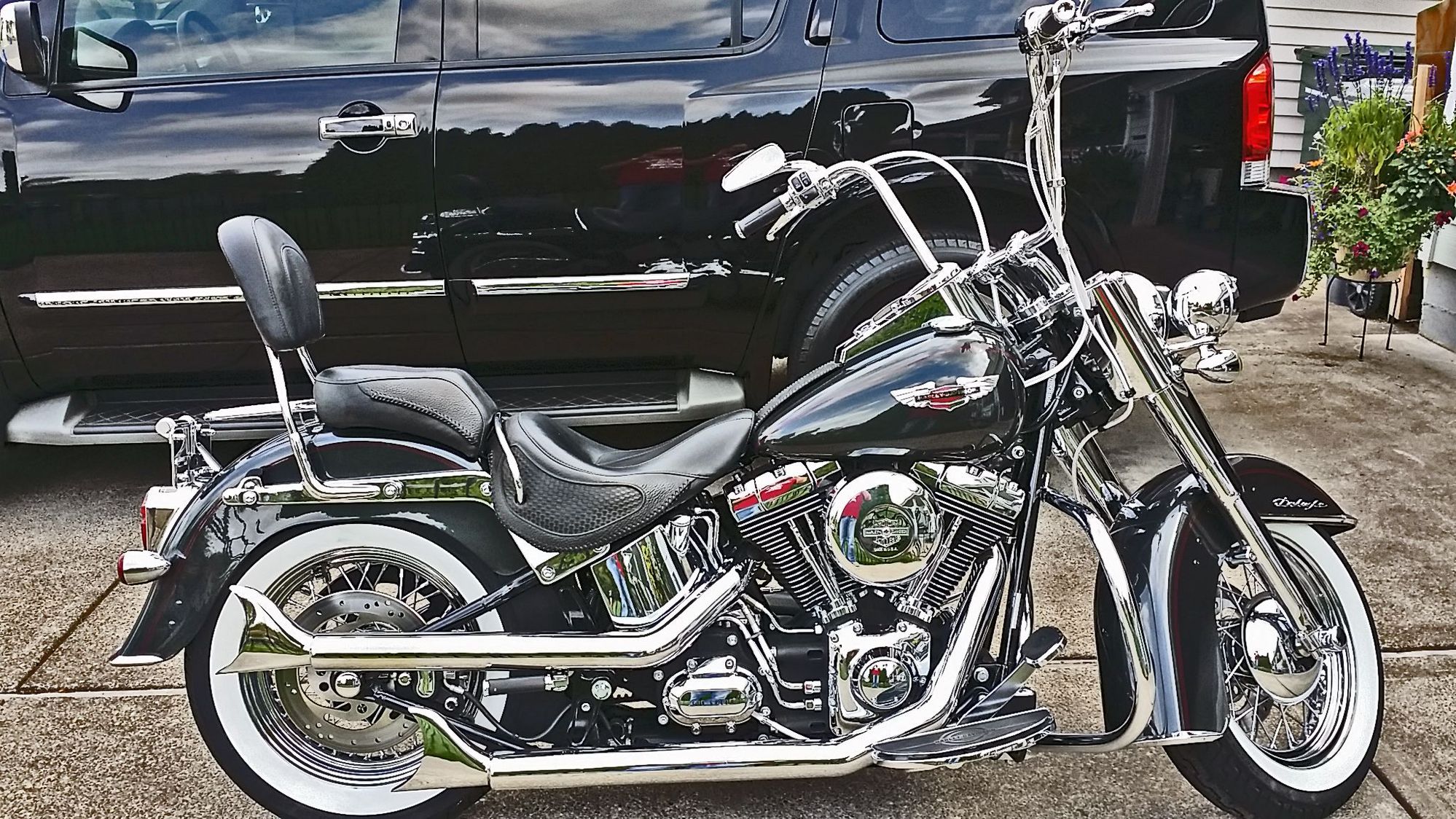 softail deluxe exhaust