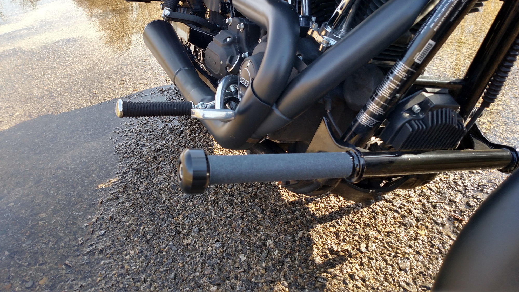 Bung King crash bar questions-FXDLS - Harley Davidson Forums