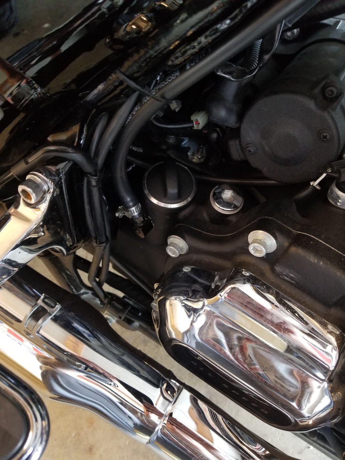 Breather spitting up oil Page 2 Harley Davidson Forums