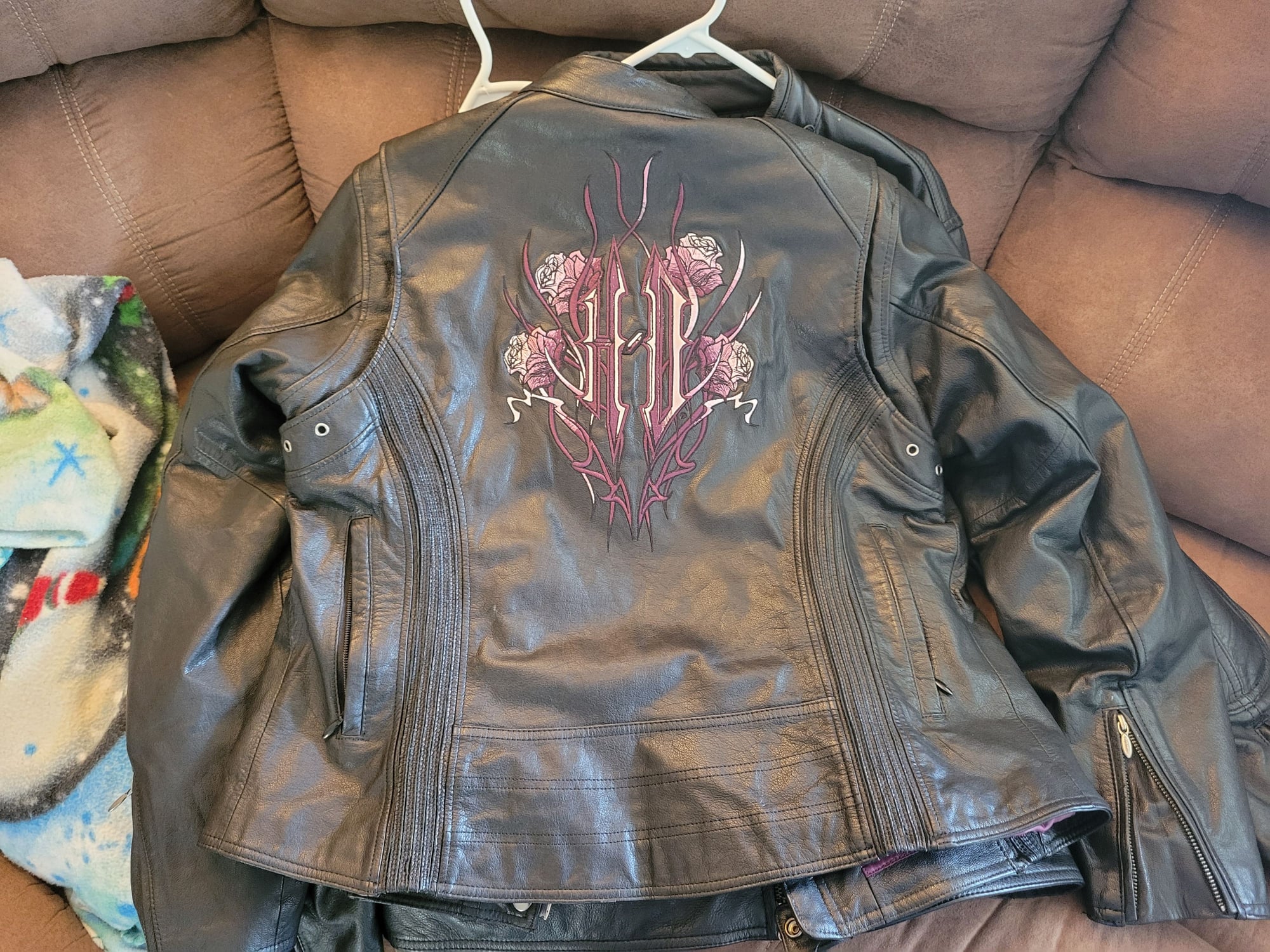 Womens HD Leather Jacket for sale - Harley Davidson Forums