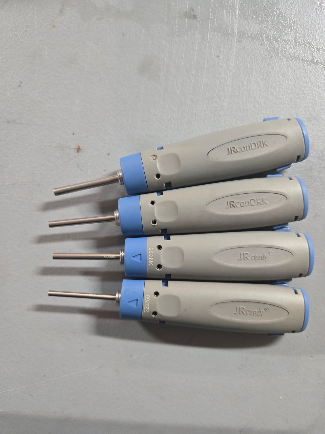 The tools are very similar in size in the kit i got.  It was trial and error to find the one that fit the connector i was trying to remove. 