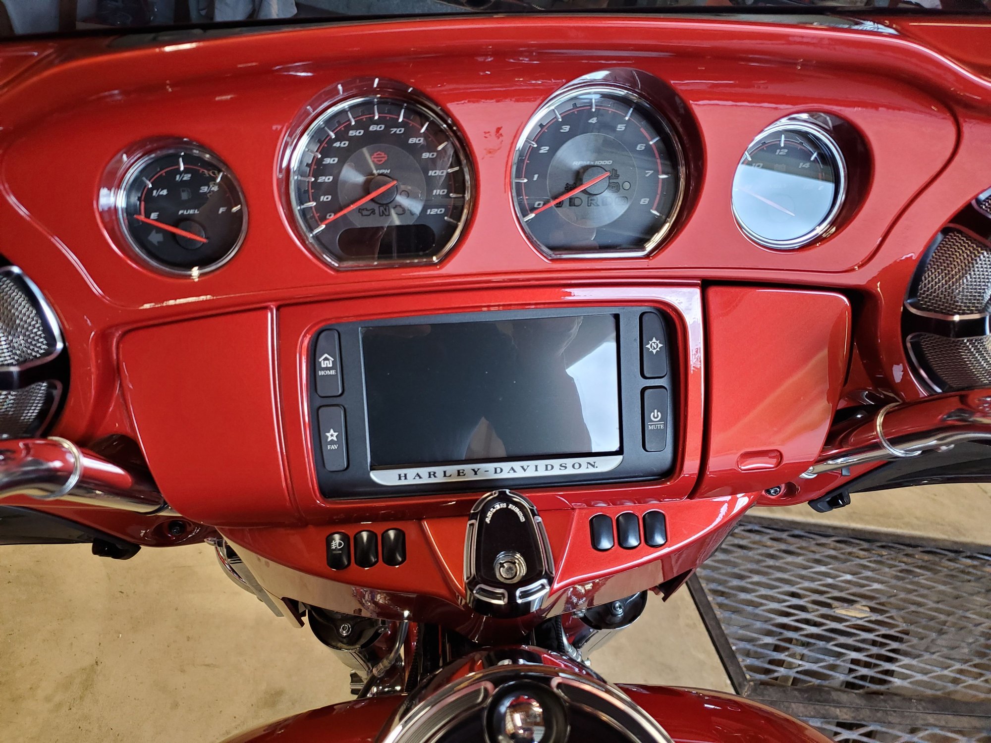 OEM Stock Rushmore Street Glide Fairing Gauges Harley Davidson Forums