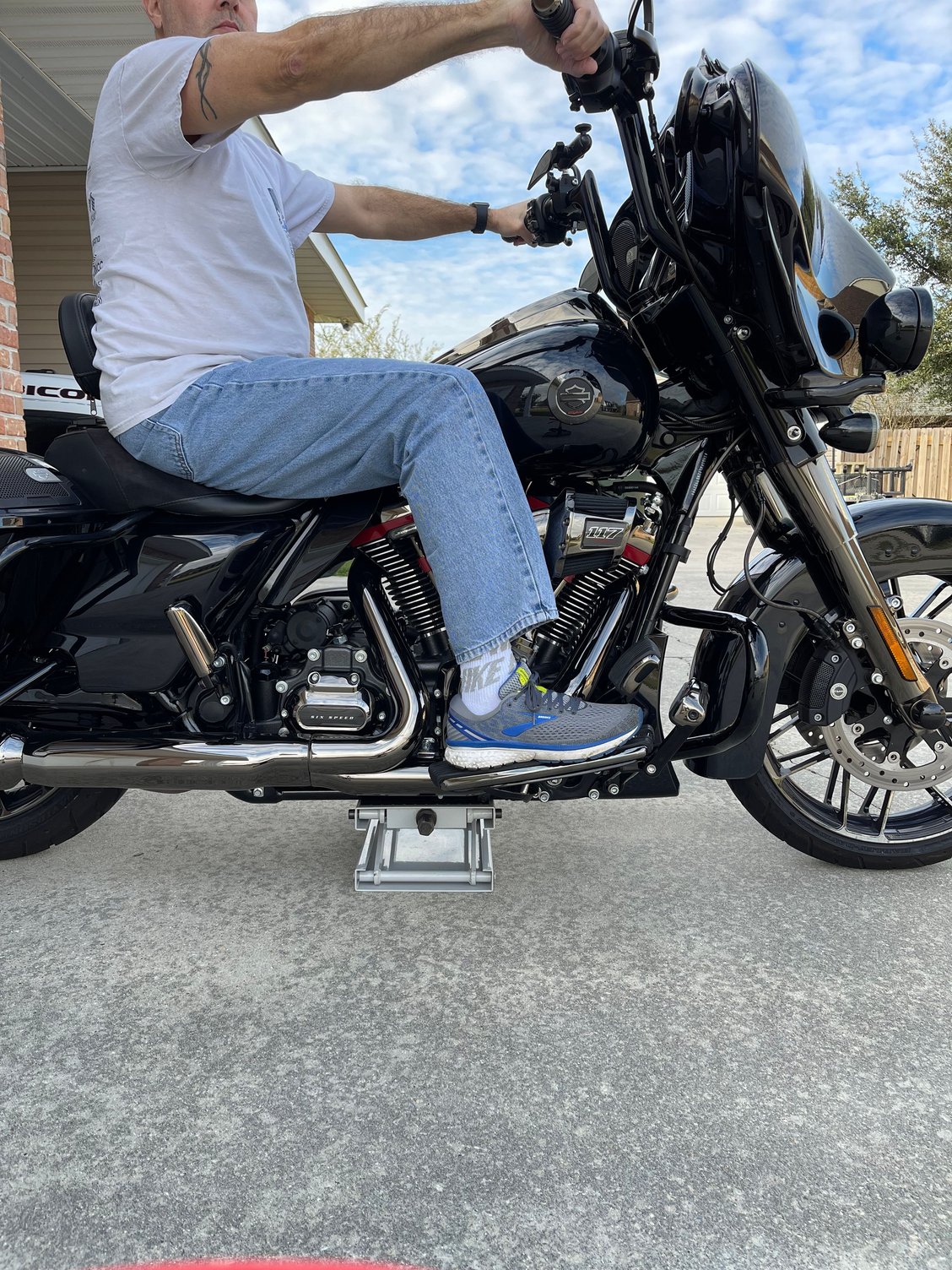 Installed Ciro 3D Highway Pegs Harley Davidson Forums
