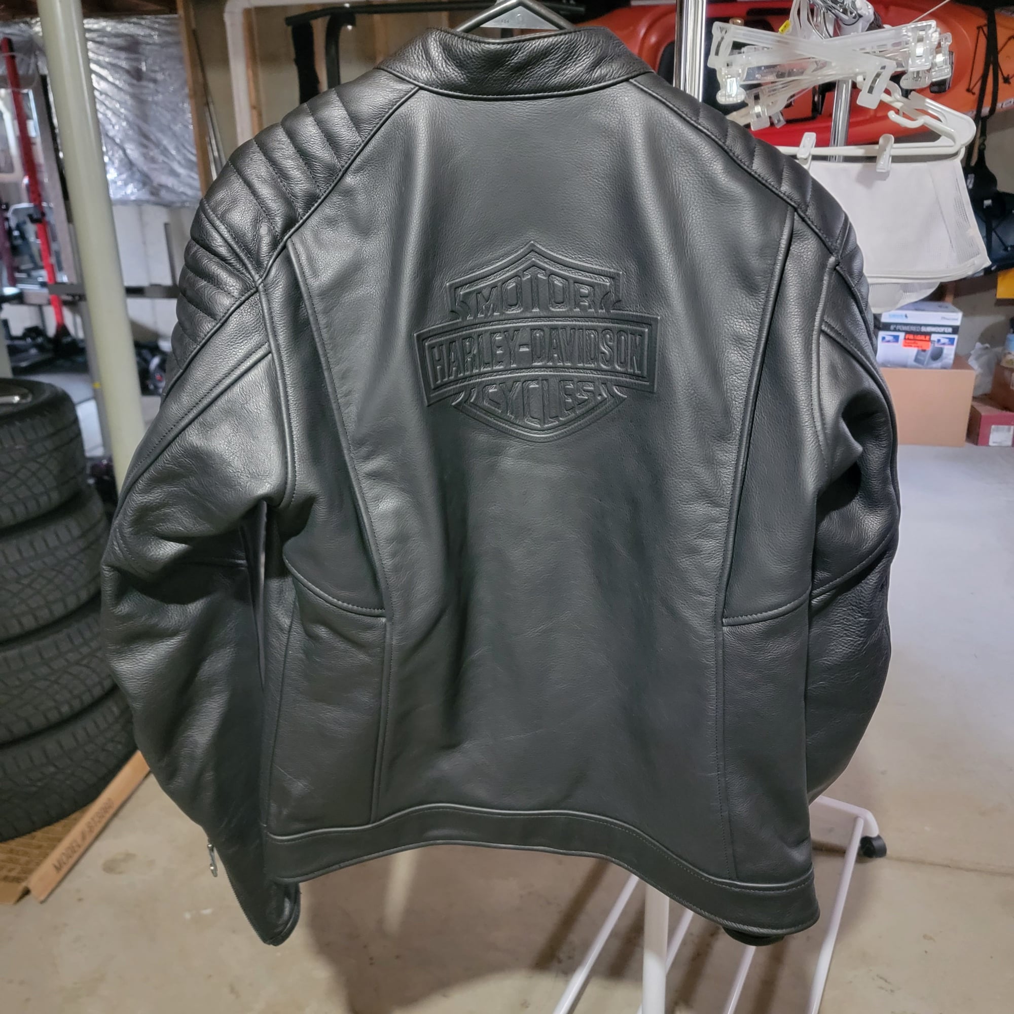 EMBEDDED BIKER LEATHER JACKET R750 CONTACT 0745461350 STORE : 367