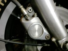 This is the stock brake caliper on my 1978 1/2 FXE that came stock with a dual disc setup
