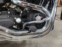 2011 FXDF with mid controls. Stock head pipes, V&H slipons.