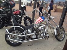 Saw this Captain America replica on the way home.  Not the best replica I've seen, but nice, nevertheless...