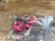 1/4” x 20 thread
1” length