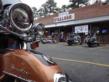 Thought this one turned out pretty good. I do suggest the monster burgers and cold beer here at the Rockin Pig. They had bike night the next evening and it was a blast.