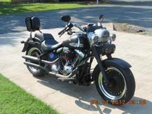 Jun,2012, 11000mi, painted frt forks with Duplicolor Low Gloss Engine paint 1634, replaced rear brakes with Lyndall, installed frt &amp; rr tires, Michelin Commander II with Dyna beads.