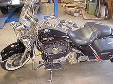 00 Road King Classic left side