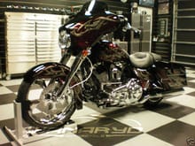 2010 Street Glide with our Adrenaline wheels and single disk conversion kit. Bike built by Phil Cerulli of Stealth Cycles.