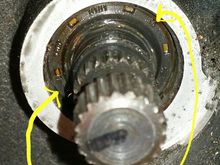Original 'seal' before attempting to remove w/ dental pick. You can clearly see the 'seal' but I am unsure if its a simple rubber o-ring? or if it has a 'metal ring inside the rubber part (like the Cometic seal)??
-
-