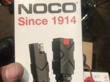 HAD TO PURCHASE THIS CONNECTOR SEPERATE, HOW EVER THE BATTERY TERMINAL FUSED ONE, I USED AS GOLD HEAVY DUTY RINGS, ALOT BEEFIER THAN THE BATTERY TENDER ONE....