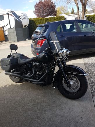 Long ride shield.   16 inch dark tint.
Usual good quality.  About 2 week turn around. 
It makes me happy. 