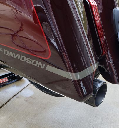 Here is a pic of the tips, they are unbranded also, little dirty here but are a nice gloss black finish.  I was gonna go the fullsac route but after hearing them they were just a little too tame for me.  I am certain the fullsac will perform top notch, just wasnt the sound for me.  Good luck with your decison sir! 