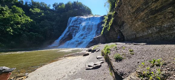 Ithaca  falls