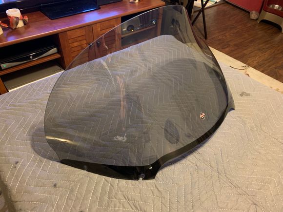 15” Klock Werks touring Flare for 15+ Road Glide. Light tint. 

$175 shipped