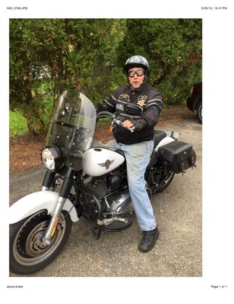 2011 Fatboy Lo with leather-covered handlebars.