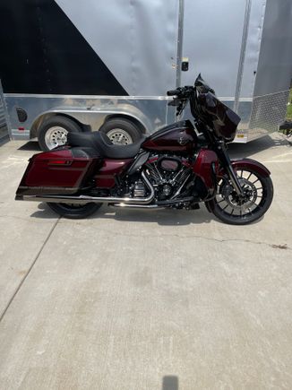 Here is a pic of my road sofa, great for the wife but it sits me up higher than I like so I use the SDC pro when solo. 