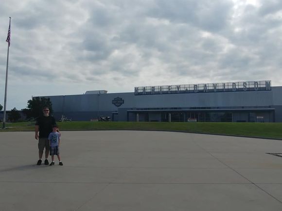 At the facility (saturday) so very few people there.