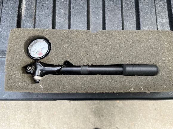 HD pump like new plastic still on face. 