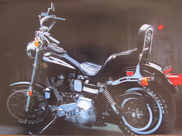 a very good photo from the left side . . .