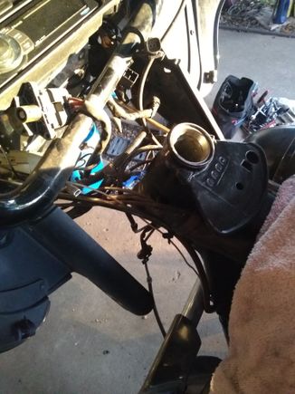 Grinding the locking plate corners for fork clearances