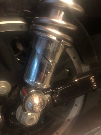 Adjustable mechanism on bottom