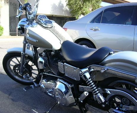 Custom tins on the FXDL