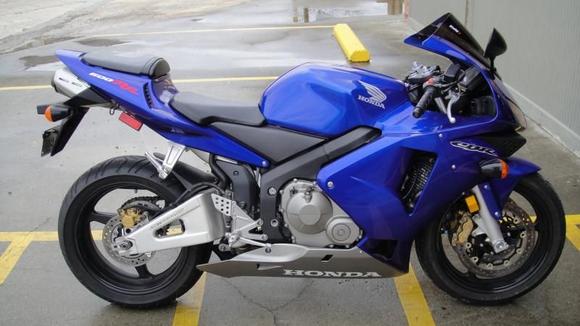 2004 CBR600RR