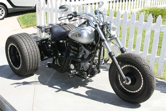 2004 FXSTD turned into a Trike