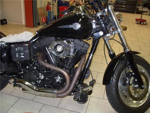 work in progress at robbans speed shop sweden