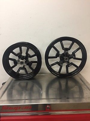 I like the 13 spoke blades better than these. I don't think they're ugly or nothing.  Maybe it's just the 1k price tag
